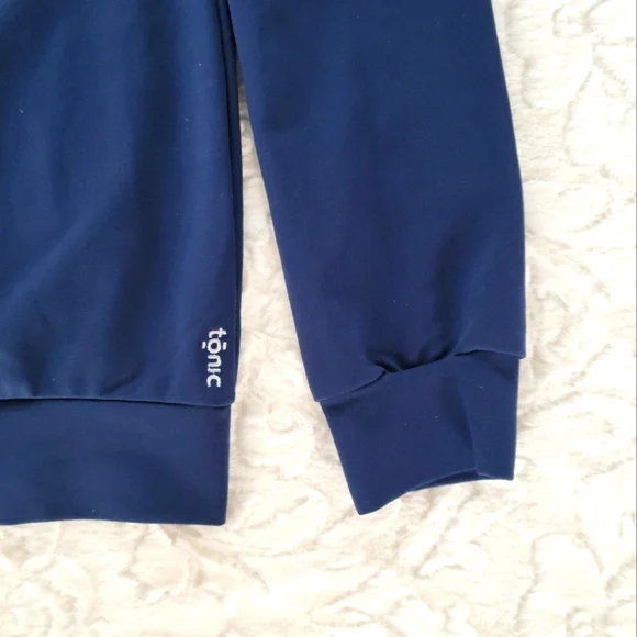 🆕 Tonic Athletic Pullover 🆕 - Picture 7 of 7
